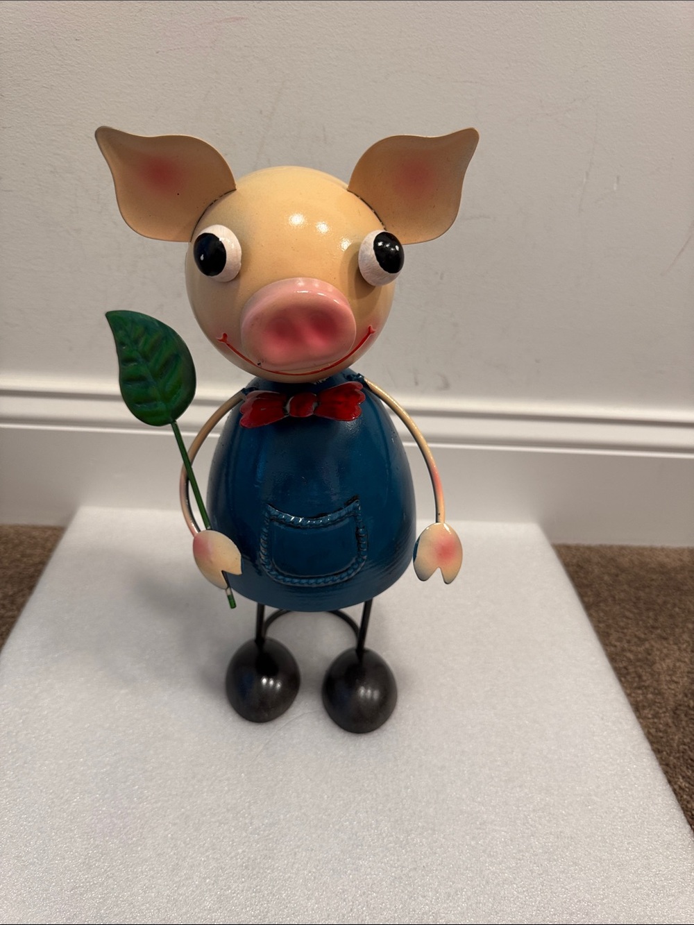 Whimsical Metal Pig Figurine in Blue with Leaf garden decor
